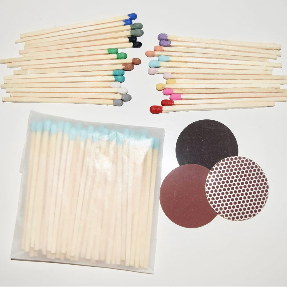 7.5 cm coloured tipped matches in recyclable wax paper with a choice of striker in brown, honeycomb or black.