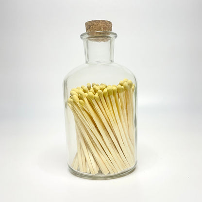 Apothecary match bottle filled with 7.5 cm yellow matches. 